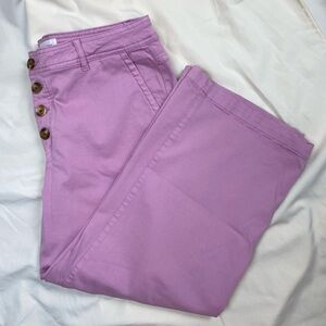 Tribal Lavender Button-fly Capri Pants